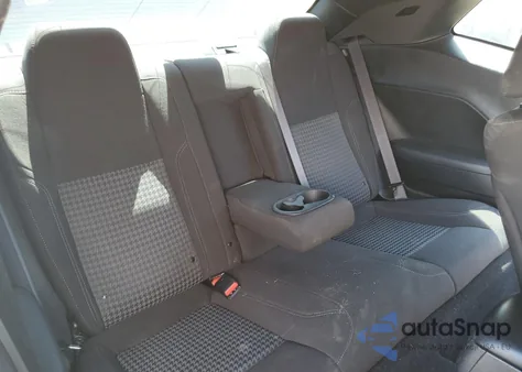 2022 Dodge Challenger Sxt z USA, uszkodzony, nr VIN 2C3CDZAG5NH168239